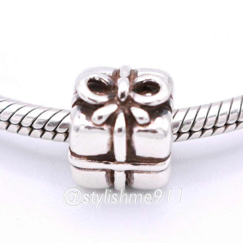 Authentic PANDORA Retired Present Charm - 790300